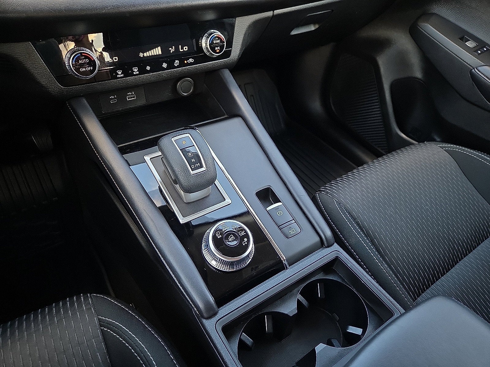 2024 Mitsubishi Outlander ES 2.5 2WD