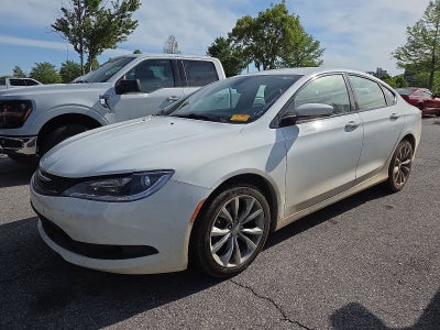 2015 Chrysler 200 S