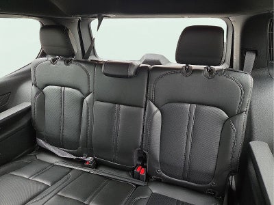 2023 Jeep Wagoneer Base