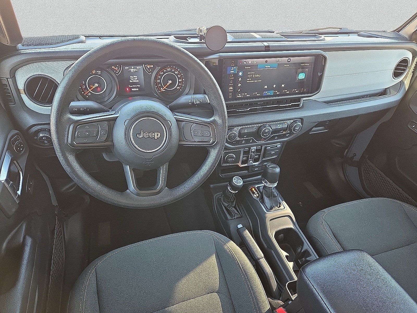 2025 Jeep Gladiator Nighthawk