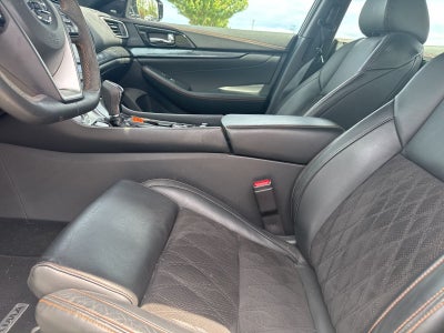 2020 Nissan Maxima SR