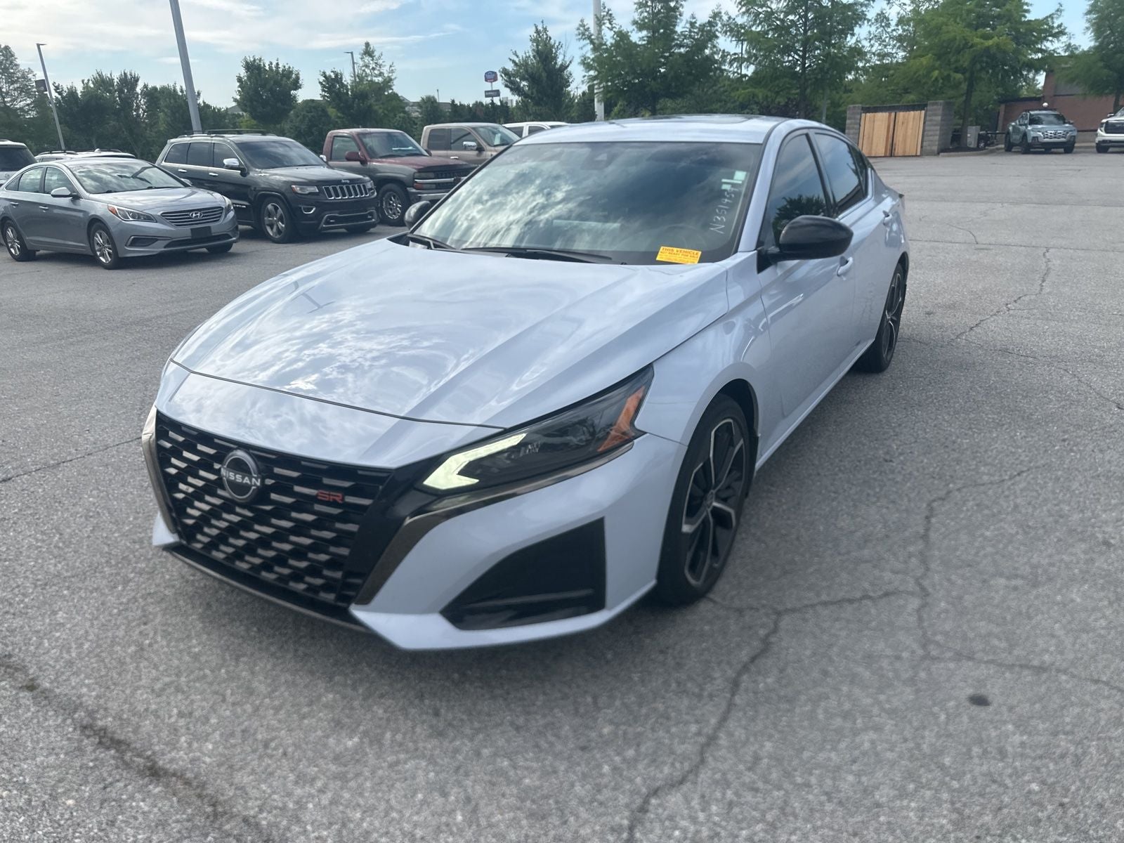 2023 Nissan Altima 2.5 SR