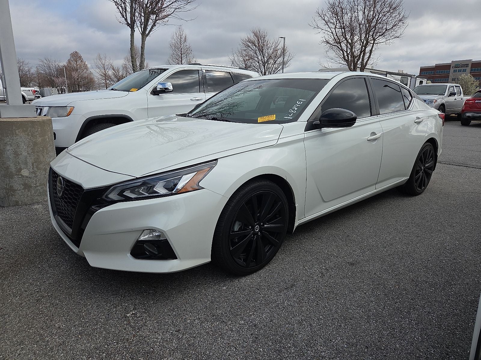 2022 Nissan Altima 2.5 SR