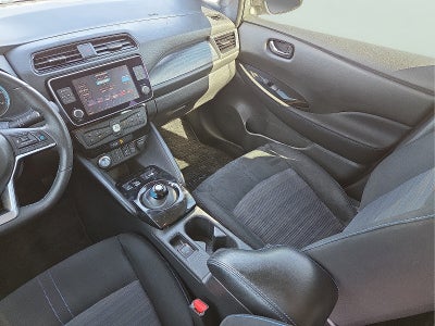 2022 Nissan Leaf SV Plus