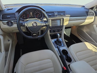 2017 Volkswagen Passat SEL Premium