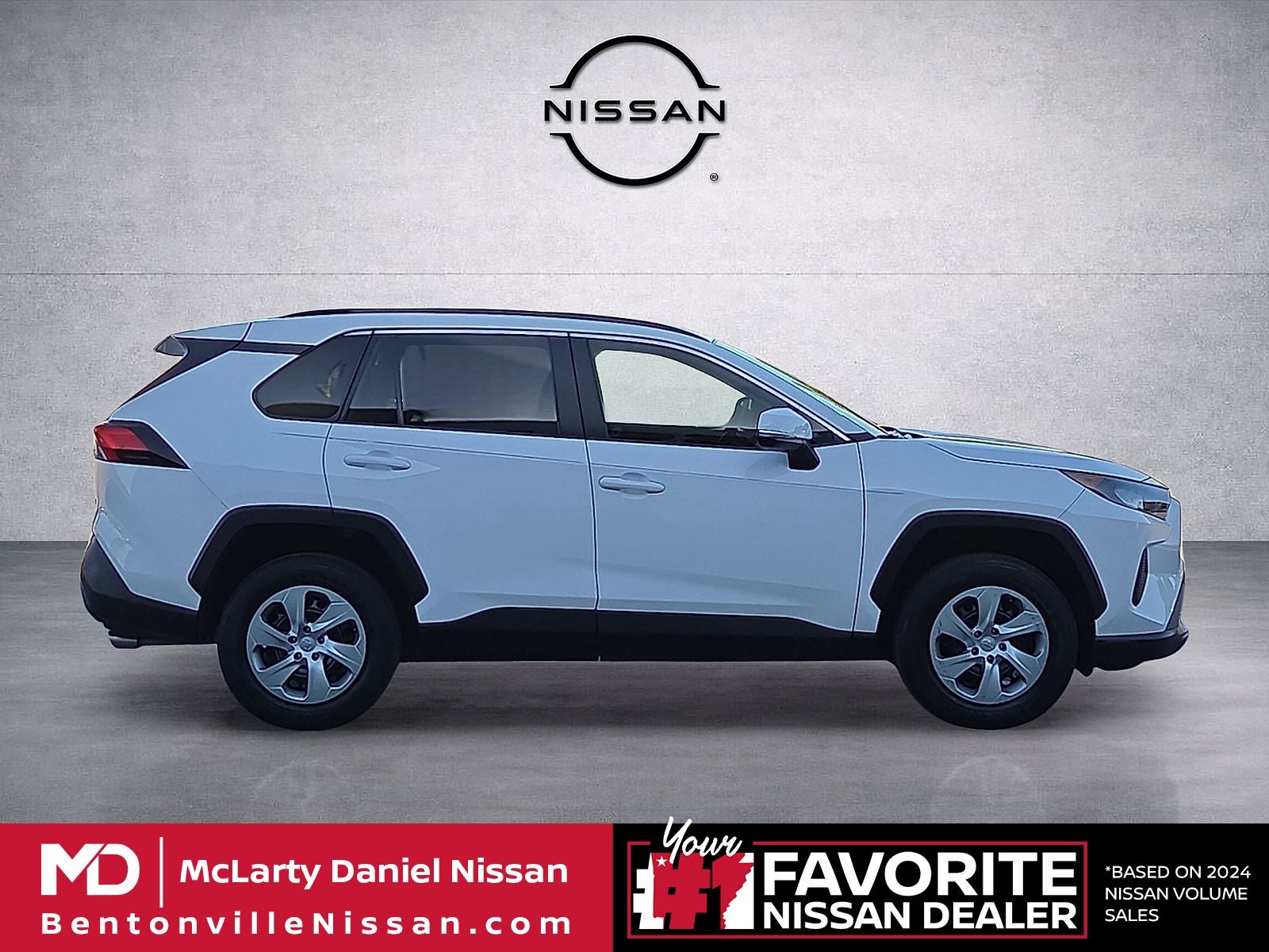 2020 Toyota RAV4 LE