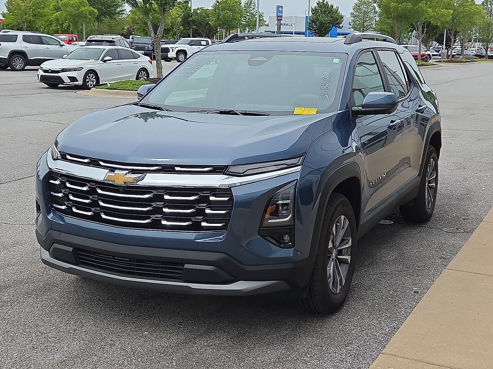 2025 Chevrolet Equinox LT