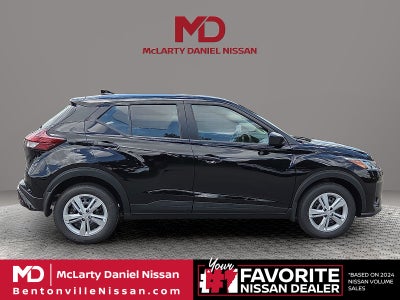 2025 Nissan Kicks Play S