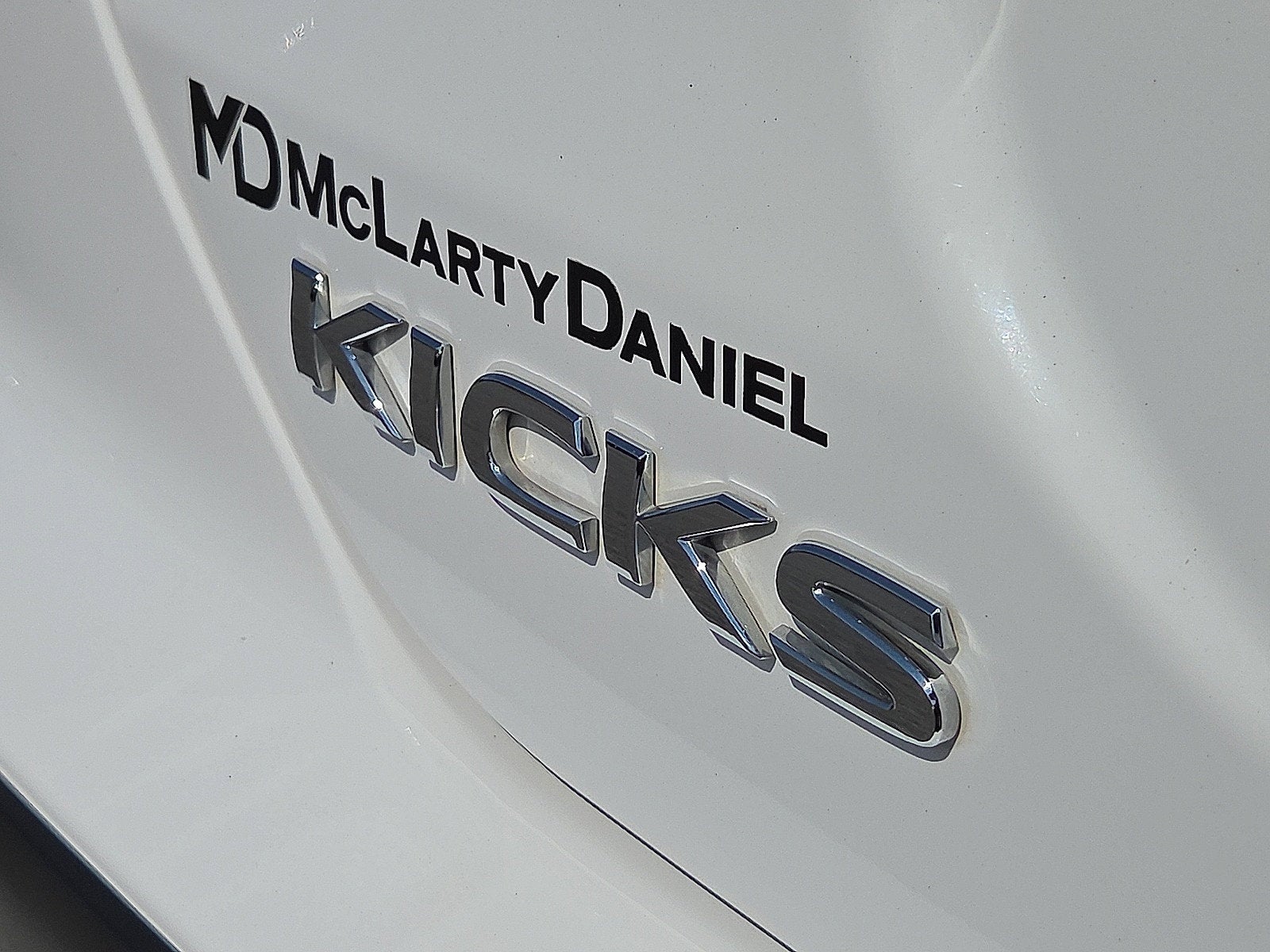 2024 Nissan Kicks S