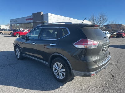 2016 Nissan Rogue SV