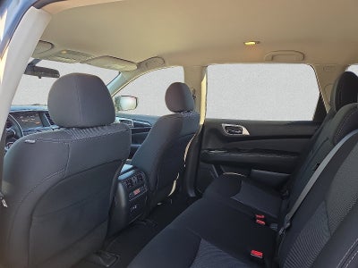2020 Nissan Pathfinder S