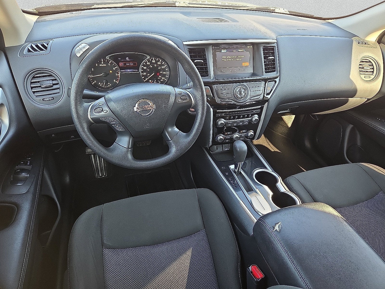 2020 Nissan Pathfinder S