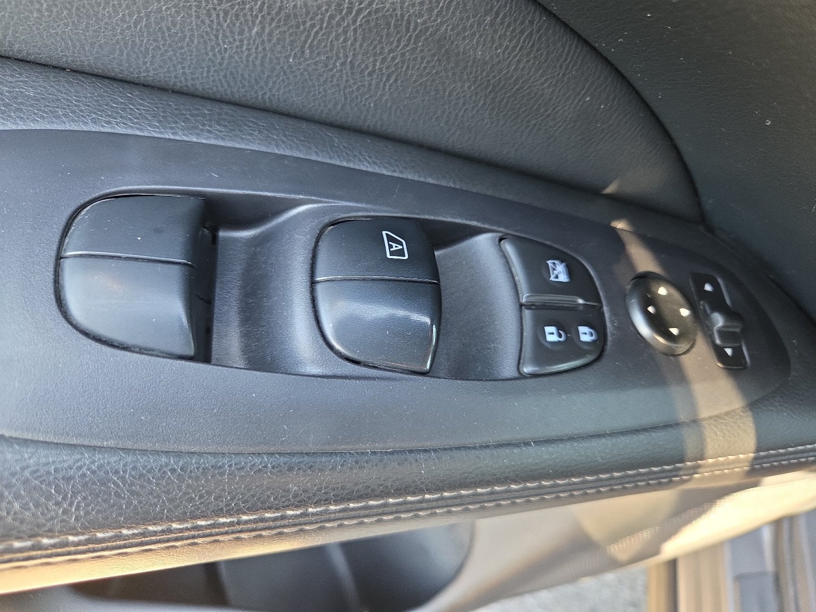 2020 Nissan Pathfinder S