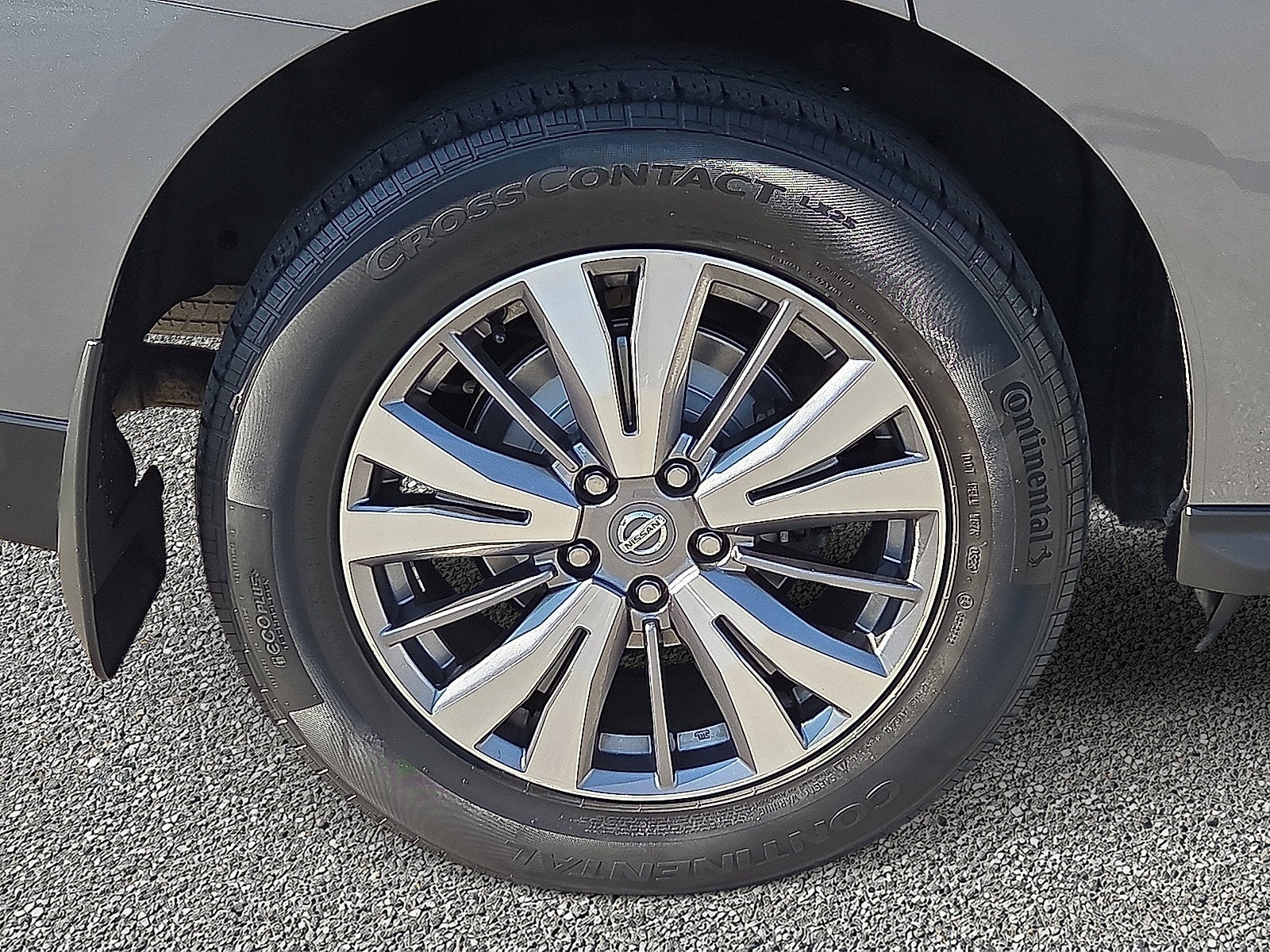 2020 Nissan Pathfinder S