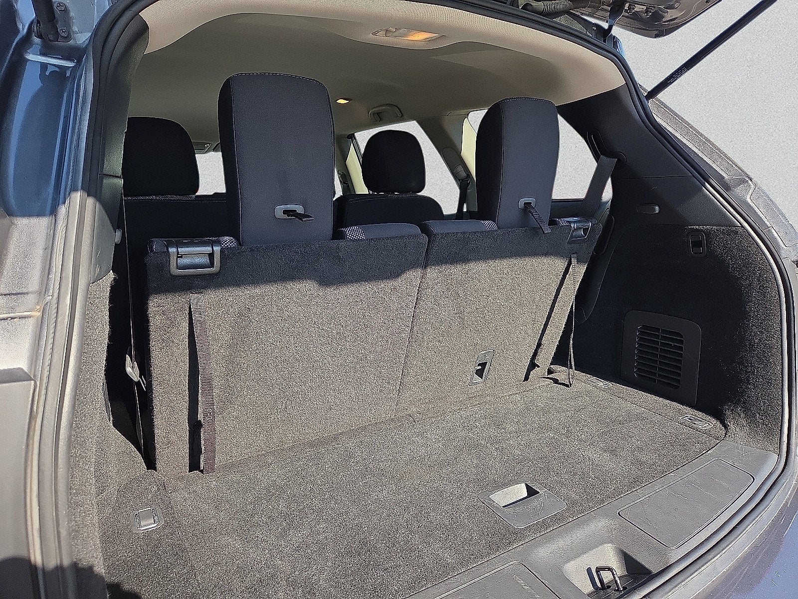 2020 Nissan Pathfinder S