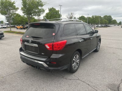 2020 Nissan Pathfinder SV