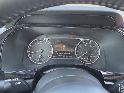 2025 Nissan Pathfinder SV