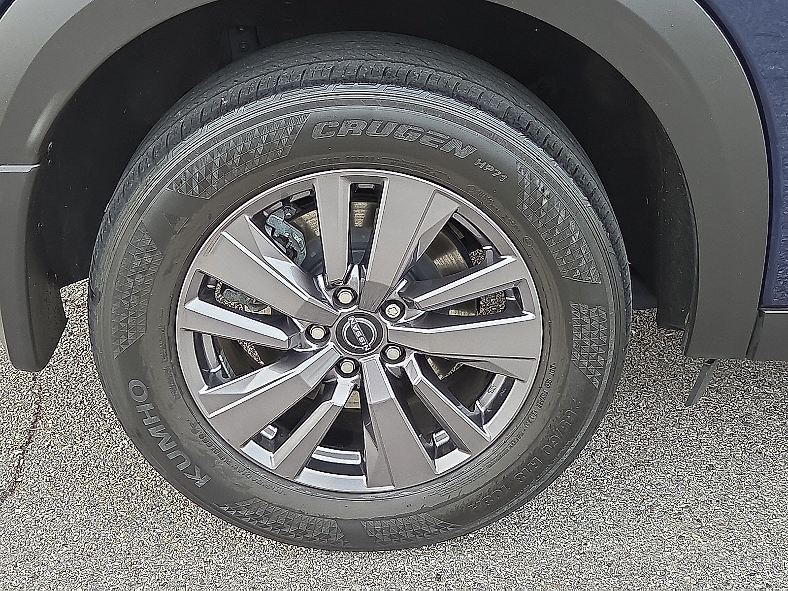 2023 Nissan Pathfinder SV