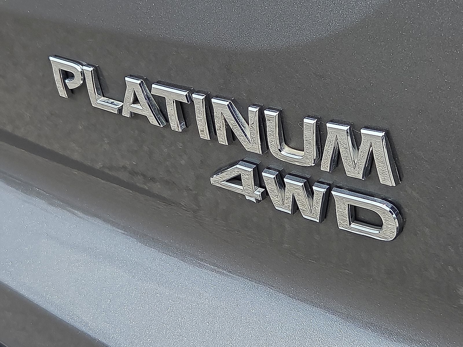 2024 Nissan Pathfinder Platinum