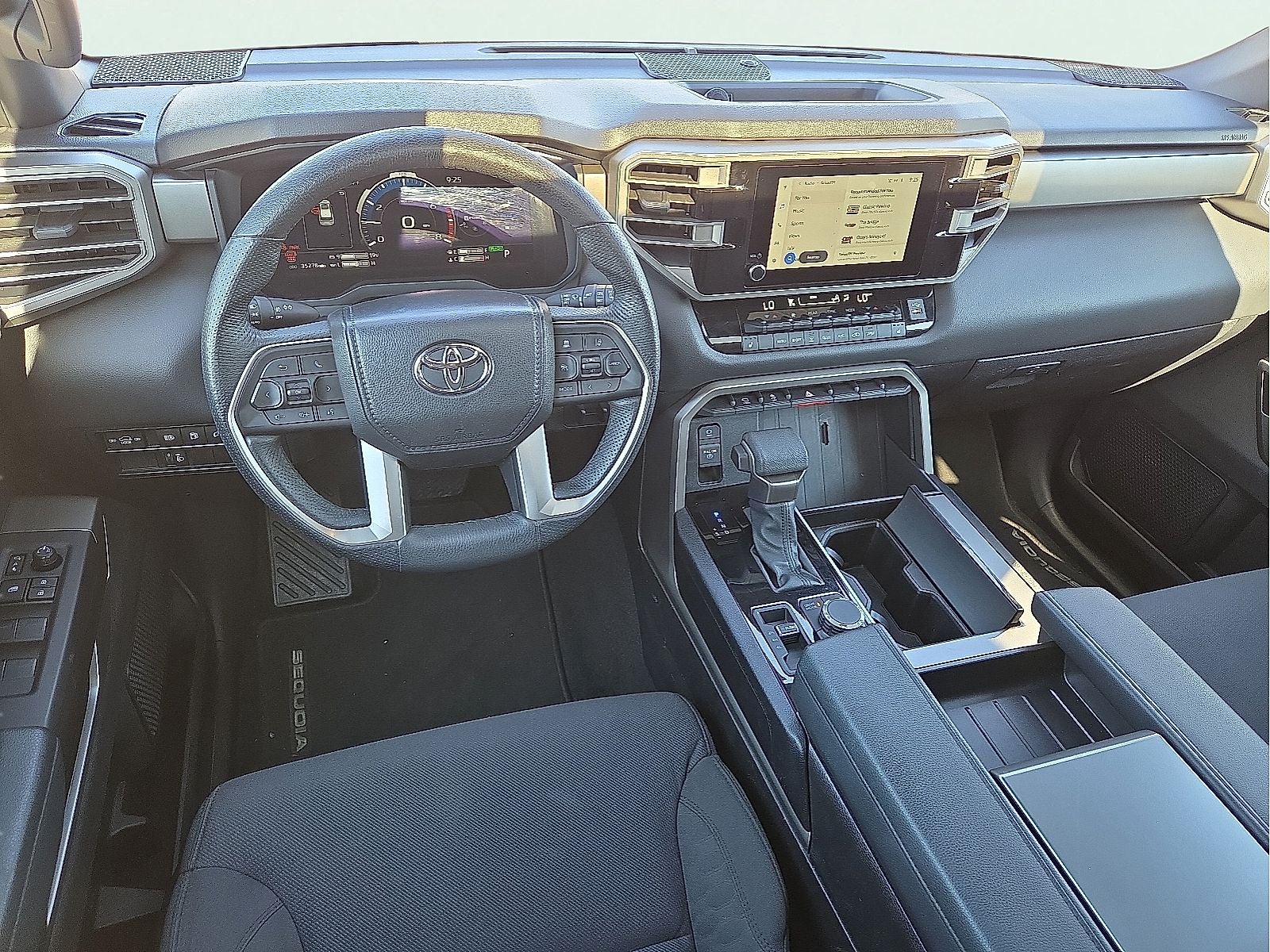 2025 Toyota Sequoia SR5