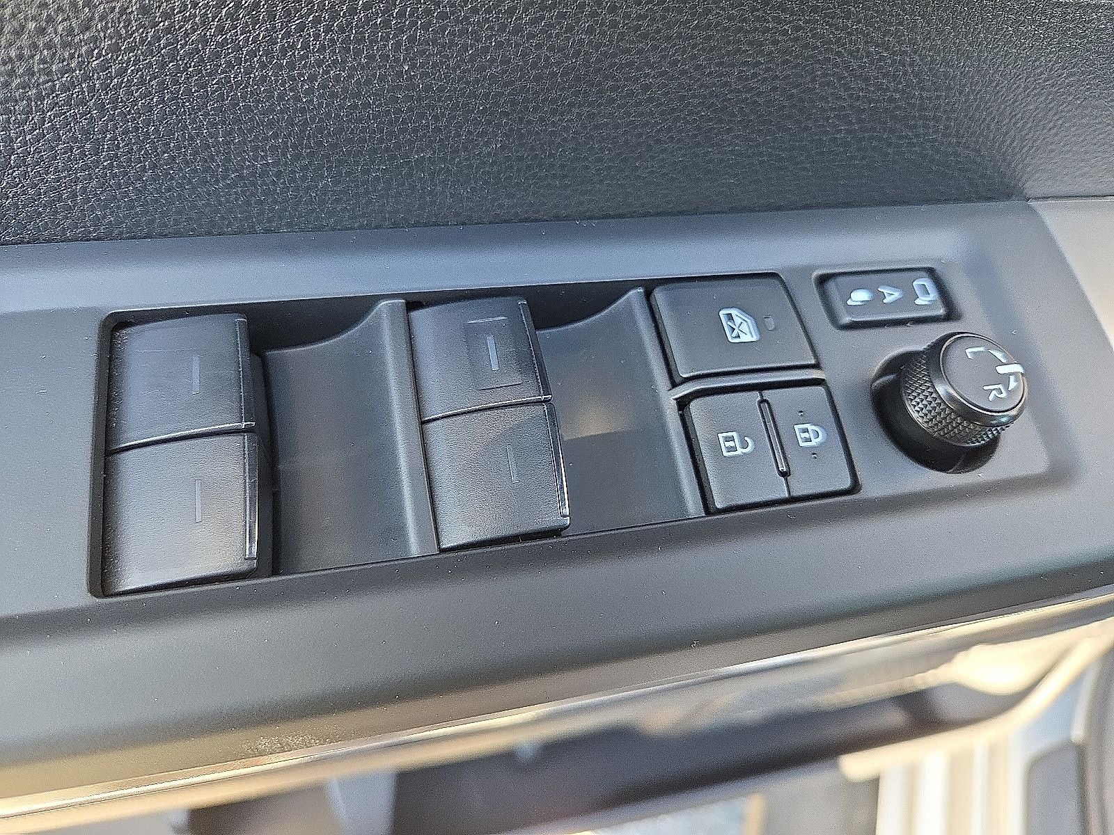 2025 Toyota Sequoia SR5