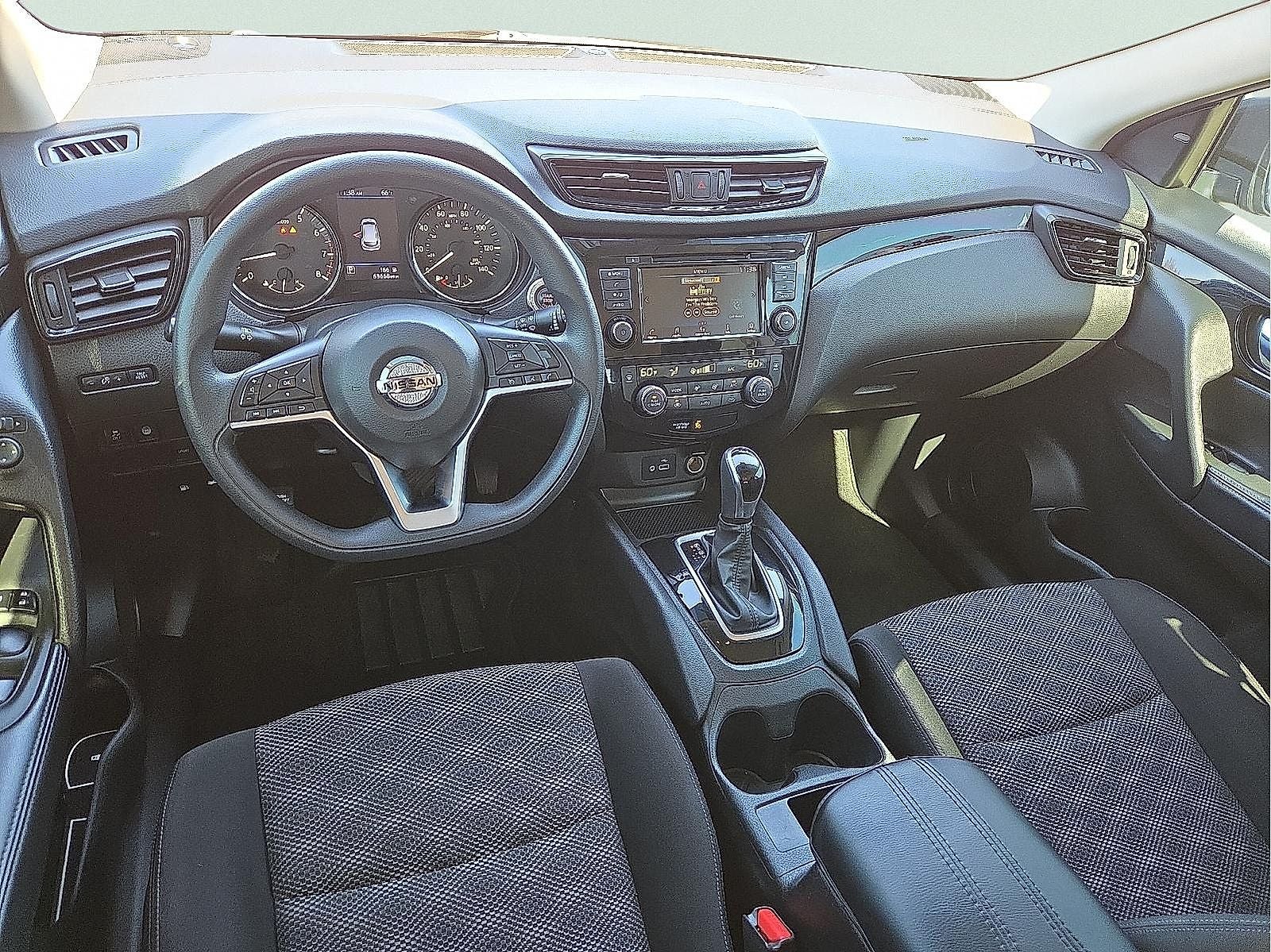 2020 Nissan Rogue Sport SV