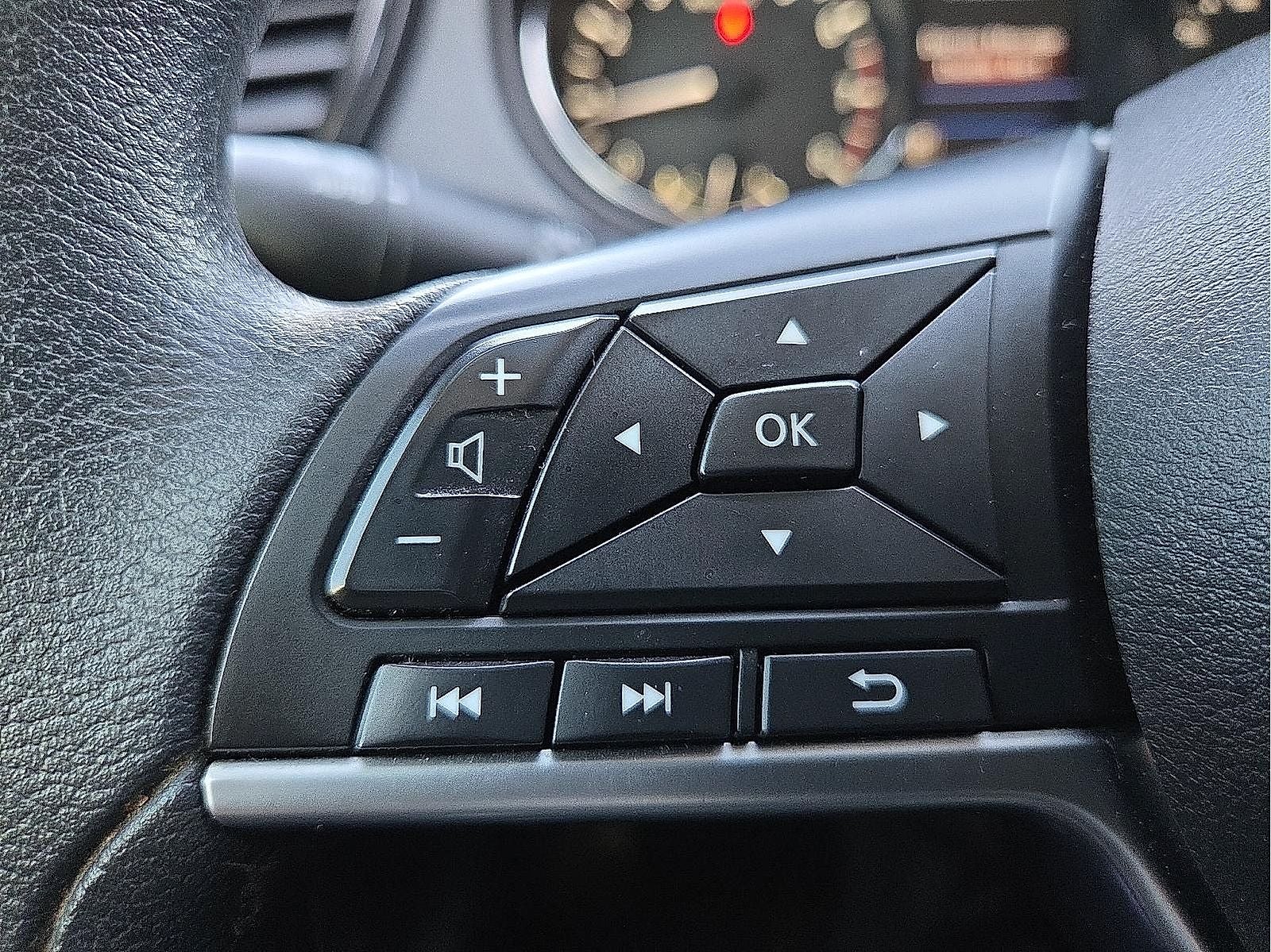 2020 Nissan Rogue Sport SV