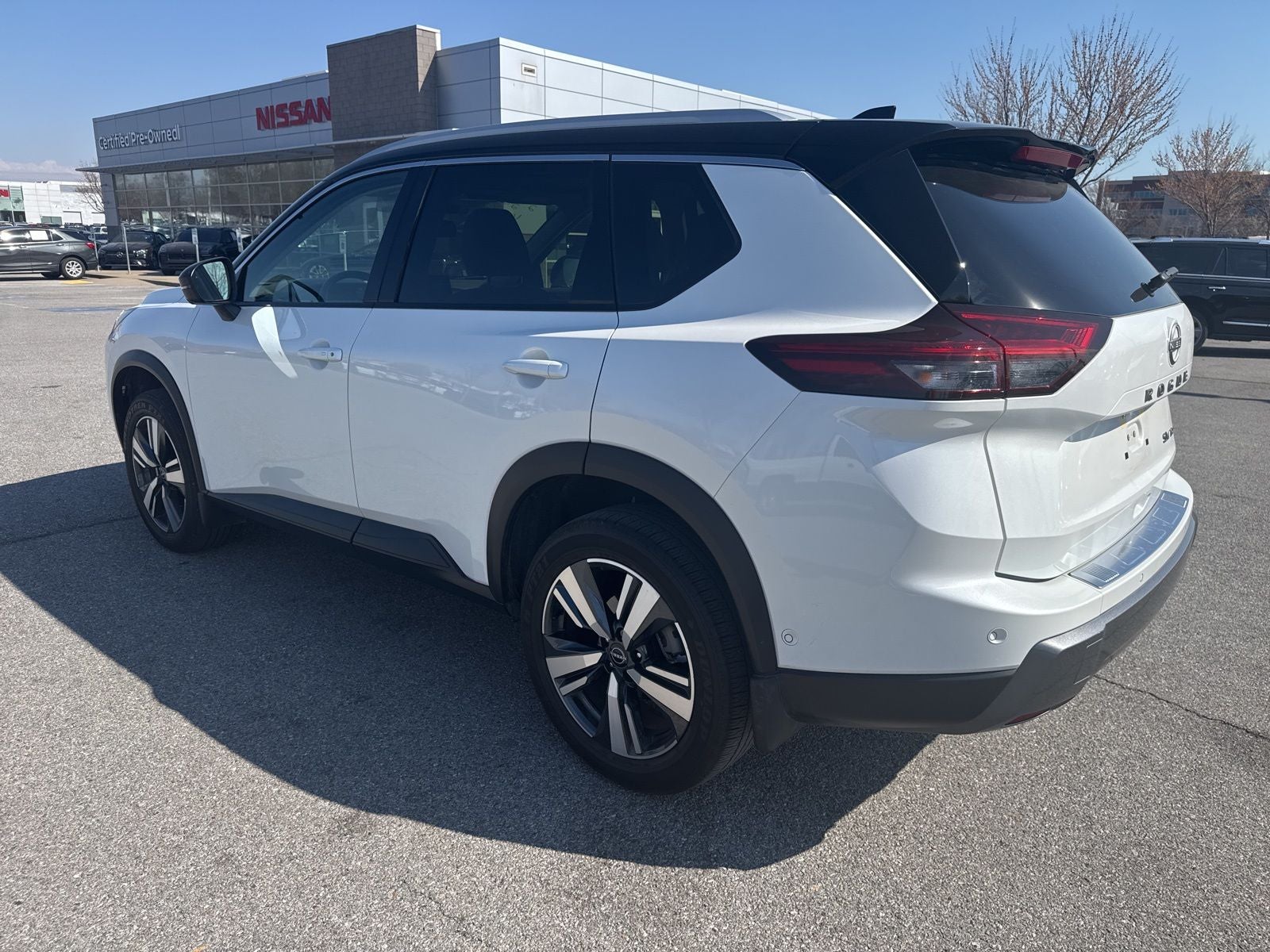 2024 Nissan Rogue SL