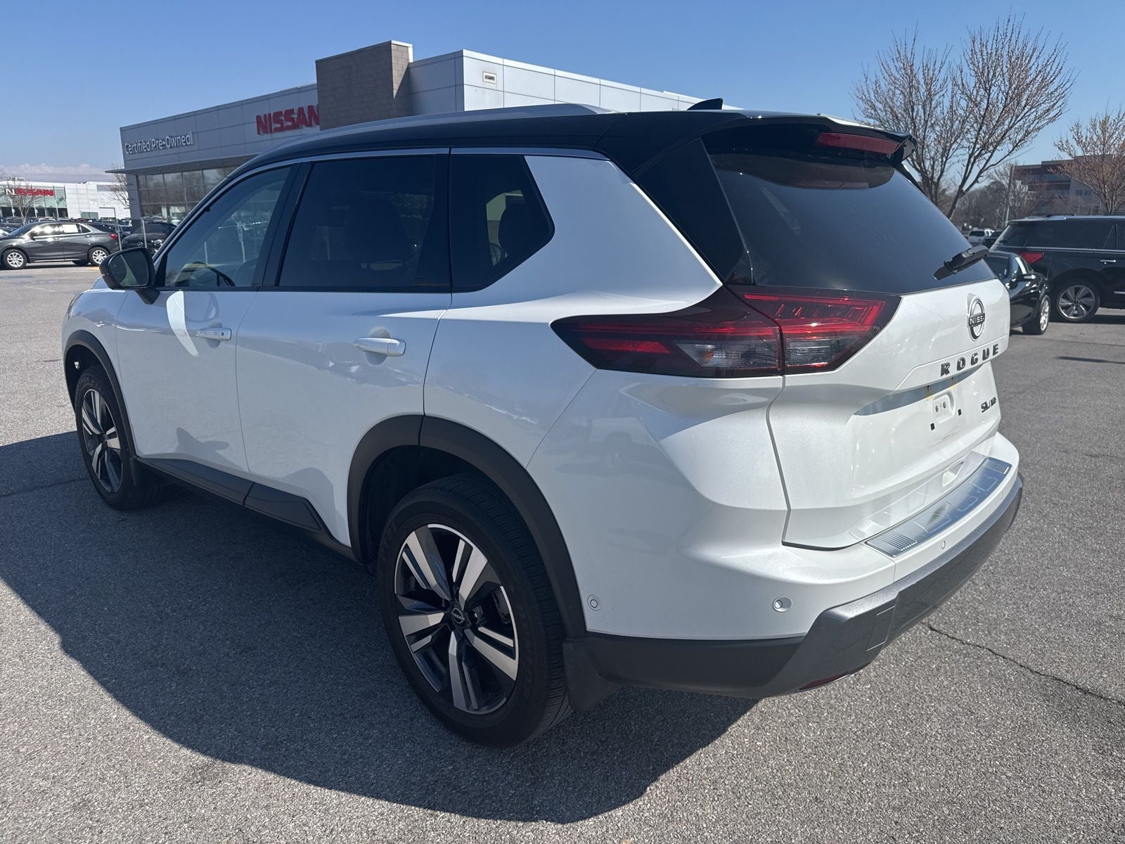 2024 Nissan Rogue SL