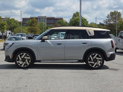2025 MINI Cooper S Countryman Iconic