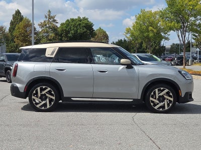 2025 MINI Cooper S Countryman Iconic