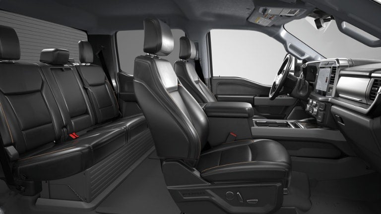 2026 Ford Super Duty F-350® Lariat®